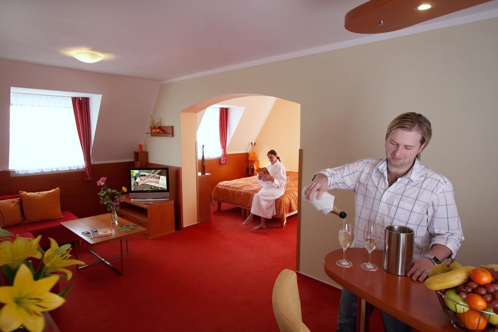 Velké Losiny Wellness Hotel Diana מראה חיצוני תמונה