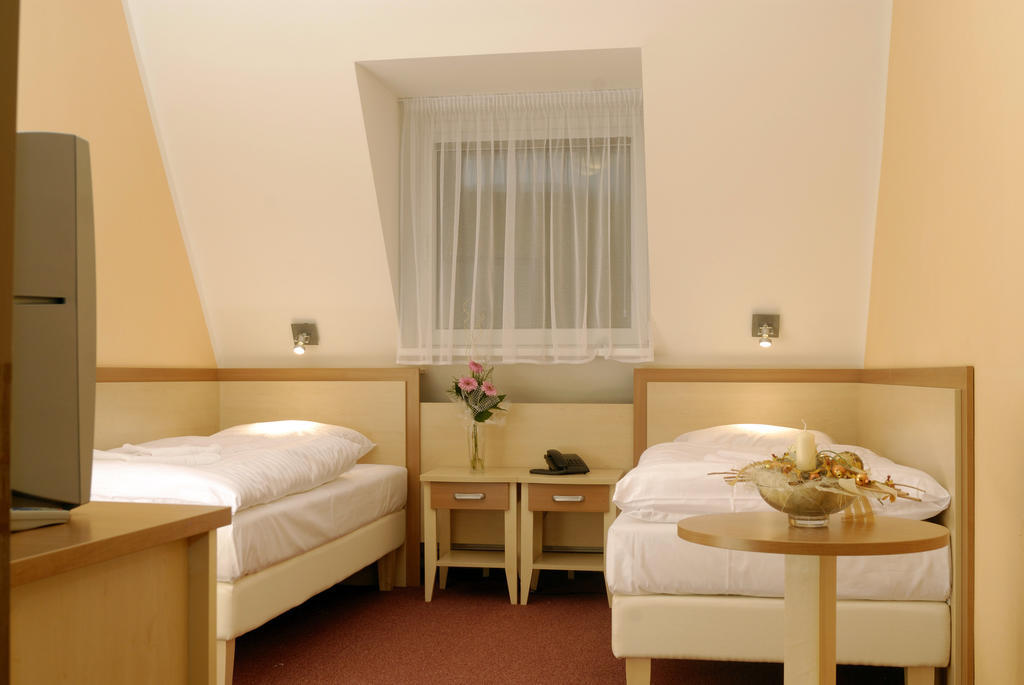 Velké Losiny Wellness Hotel Diana חדר תמונה